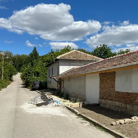 Yomoct Séjour chez l'habitant Kostandenets